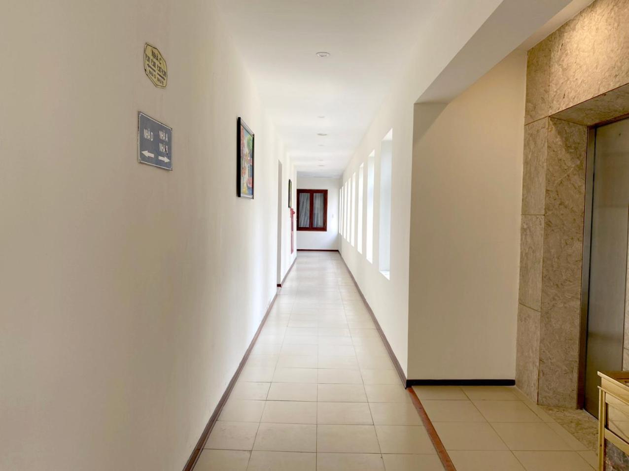 NguyẽN QuyèN Hotel Hanoi Exterior photo
